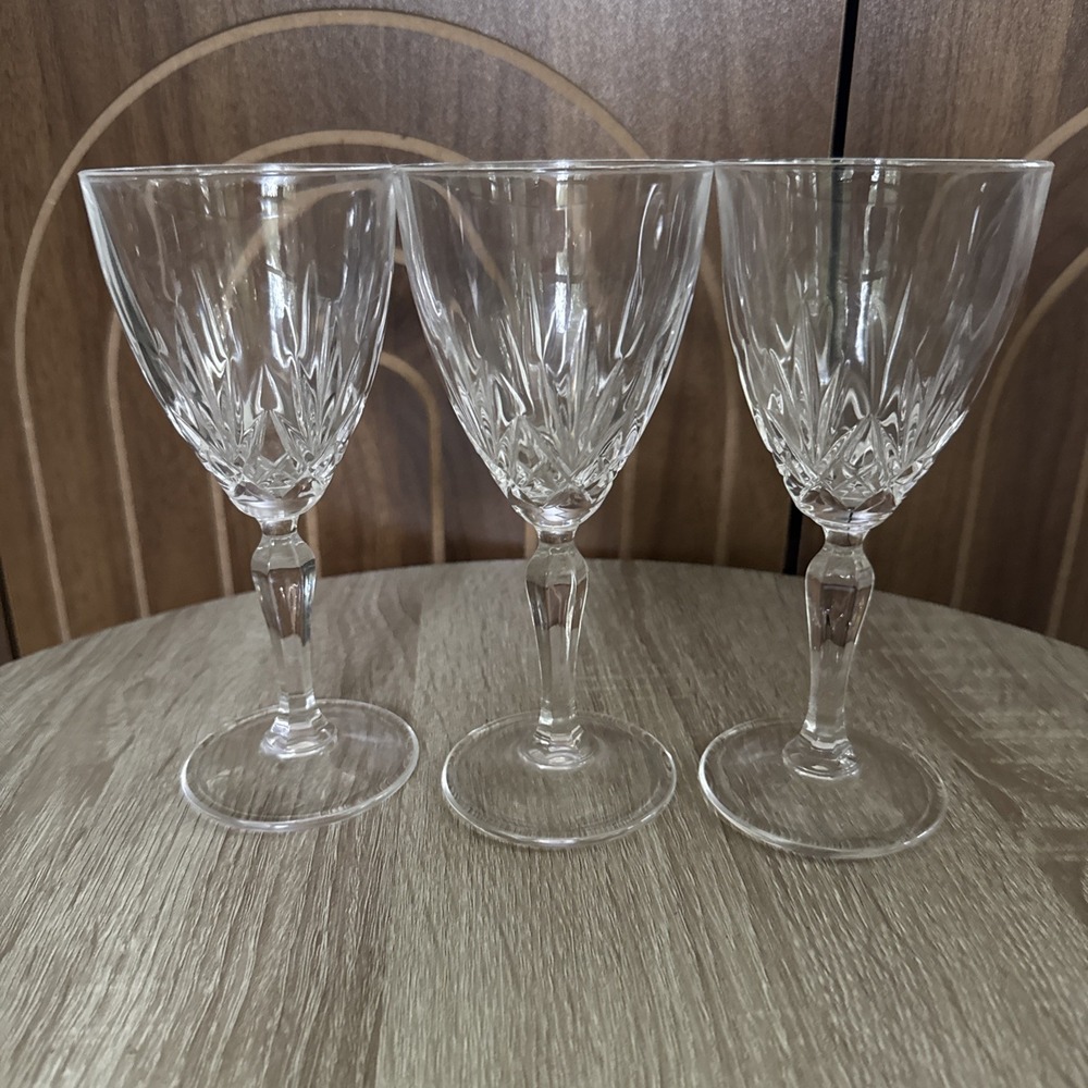 LOT 3 D'ARQUES LUMINARC GLASS CRYSTAL STEMWARE WINE GOBLETS 6.75"H